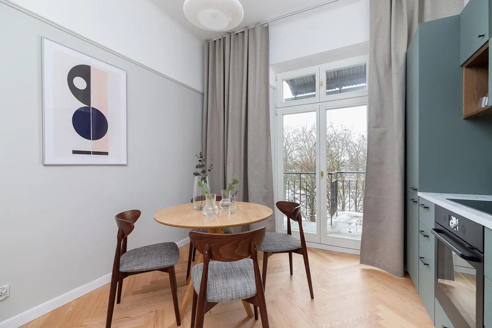 2 - Bedroom Apartment With Balcony - Rejtana 10 Krakow